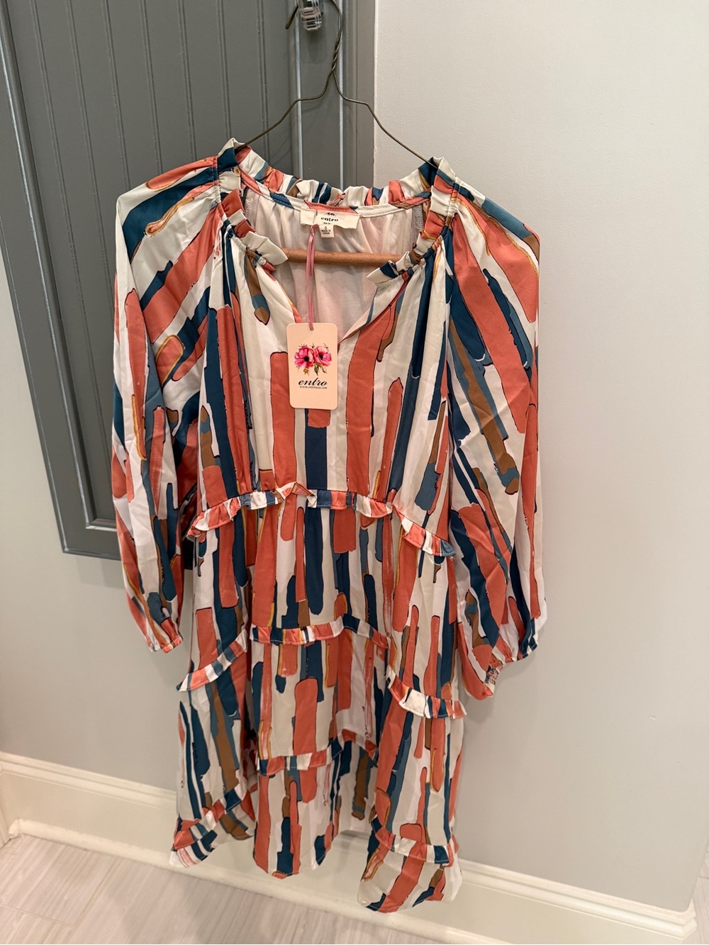 entro Long-Sleeve Tiered Dress in Coral, Navy & Cream